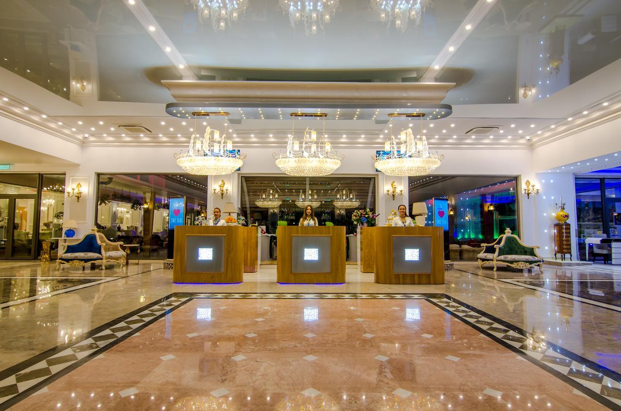 Năvodari Phoenicia Royal Hotel מראה חיצוני תמונה